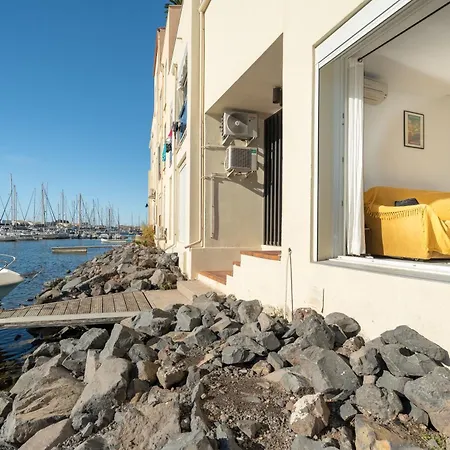 Ideal Couple & Famille,Vue Mer - Quartier Calme Parking Gratuit - Climatisation - Animaux Acceptes