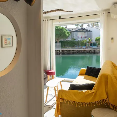 Ideal Couple & Famille,Vue Mer - Quartier Calme Parking Gratuit - Climatisation - Animaux Acceptes * Agde