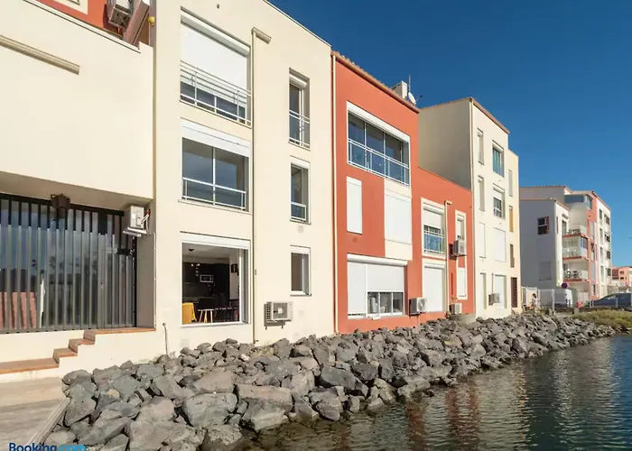 L Echappee Marine * Agde